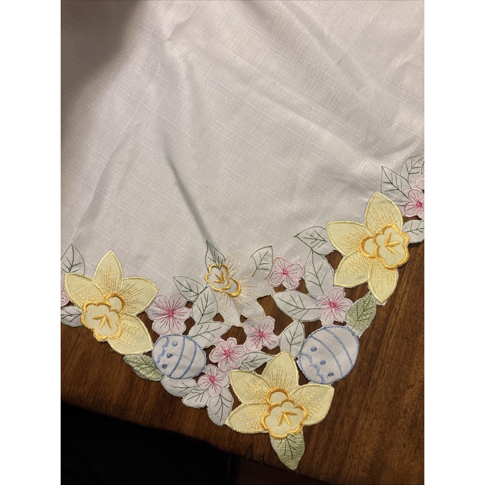 Embroidered Easter Table Cloth Poly‎ Satin Daffodils Easter Eggs 58" X 108"